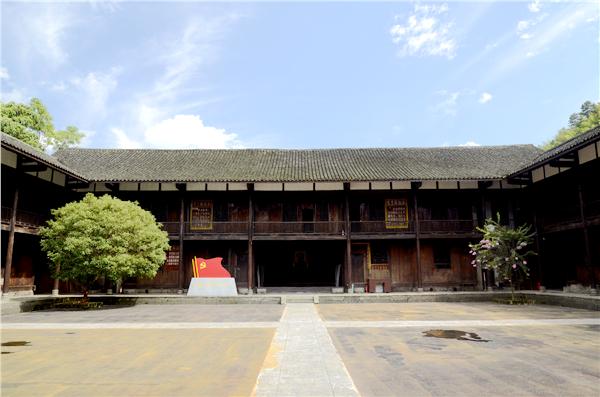 A scenic view of Loudi Honger Juntuan Changzheng Silingbu Jiuzhi