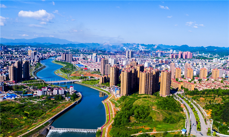 A scenic view of Loudi Xinhua Beita