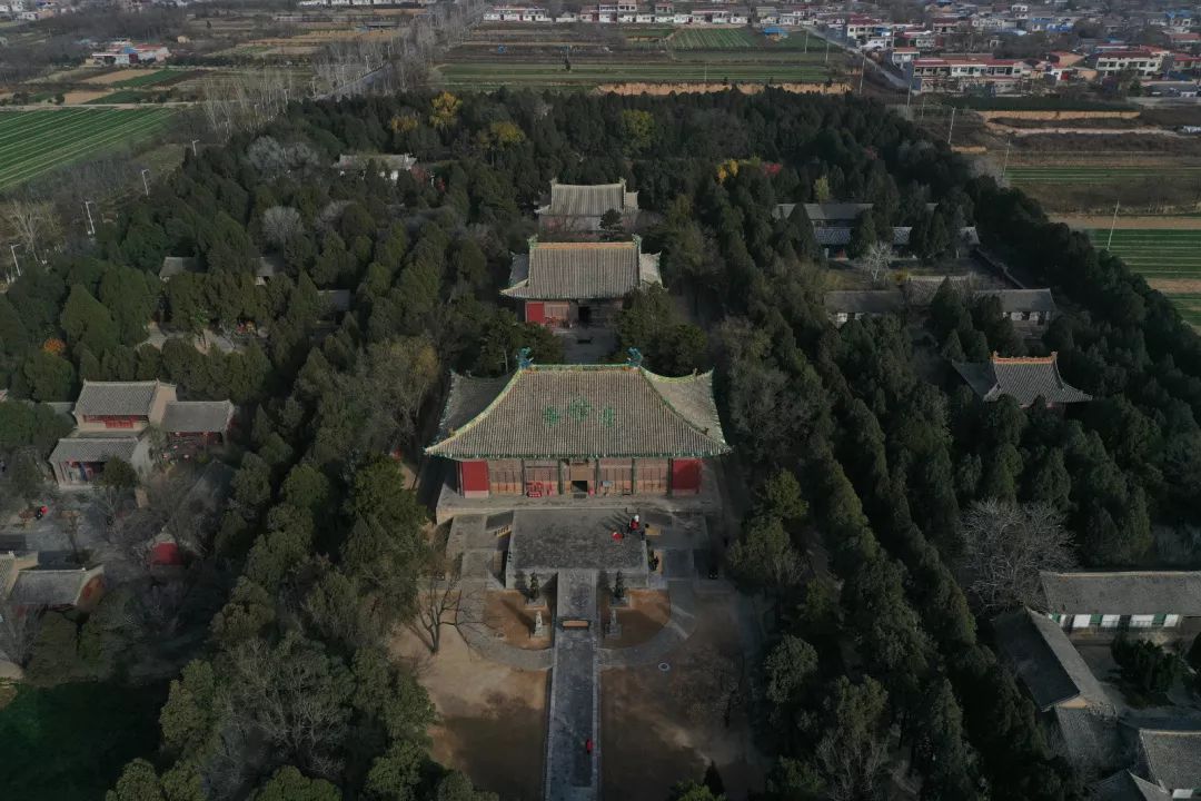 A scenic view of Luliang Donglongguan Tomb Group