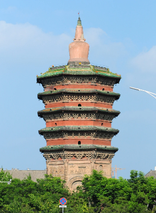 A scenic view of Luliang Fenyang Wenfeng Pagoda
