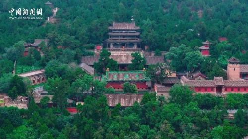 A scenic view of Luliang Guashan Tianning Temple