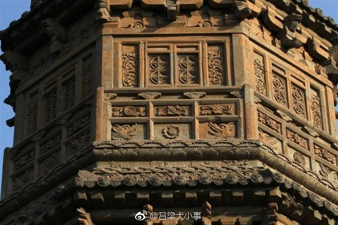 A scenic view of Luliang Hujiagou Brick Pagoda