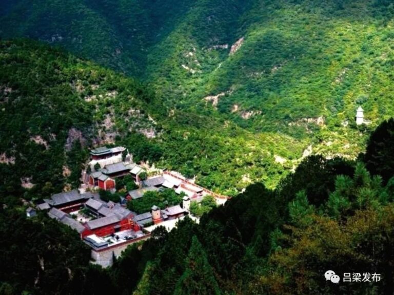 A Journey Through Time: Exploring Lüliang’s Jiaocheng Xuanzhong Temple