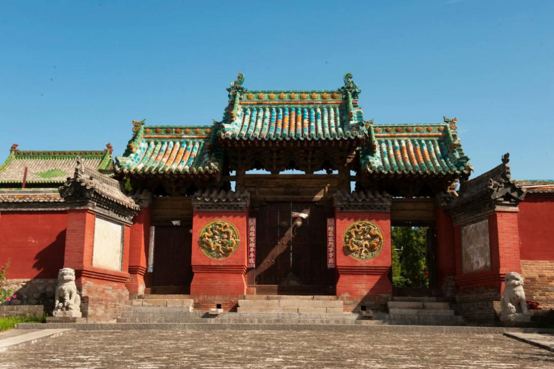 A scenic view of Luliang Taifu Guan