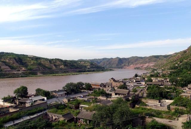 A scenic view of Luliang Tianzhen Guan
