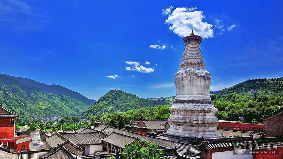 A scenic view of Luliang Xiaoyi Cisheng Temple