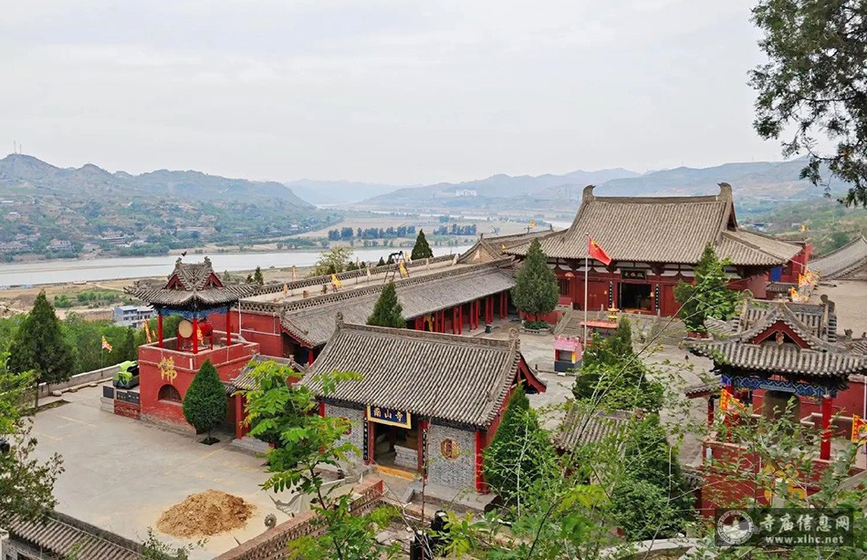 A scenic view of Luliang Yiju Temple