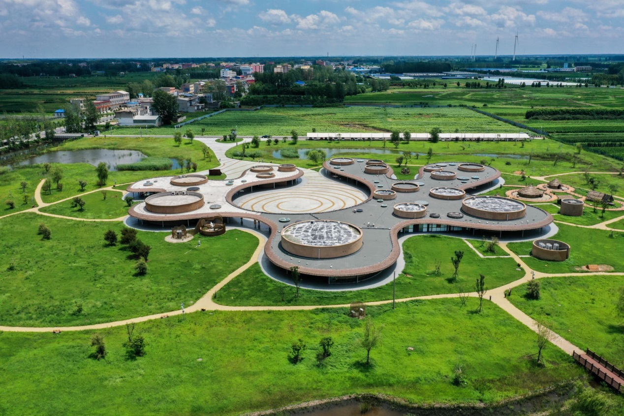 A scenic view of Luohe Jiahuyizhi