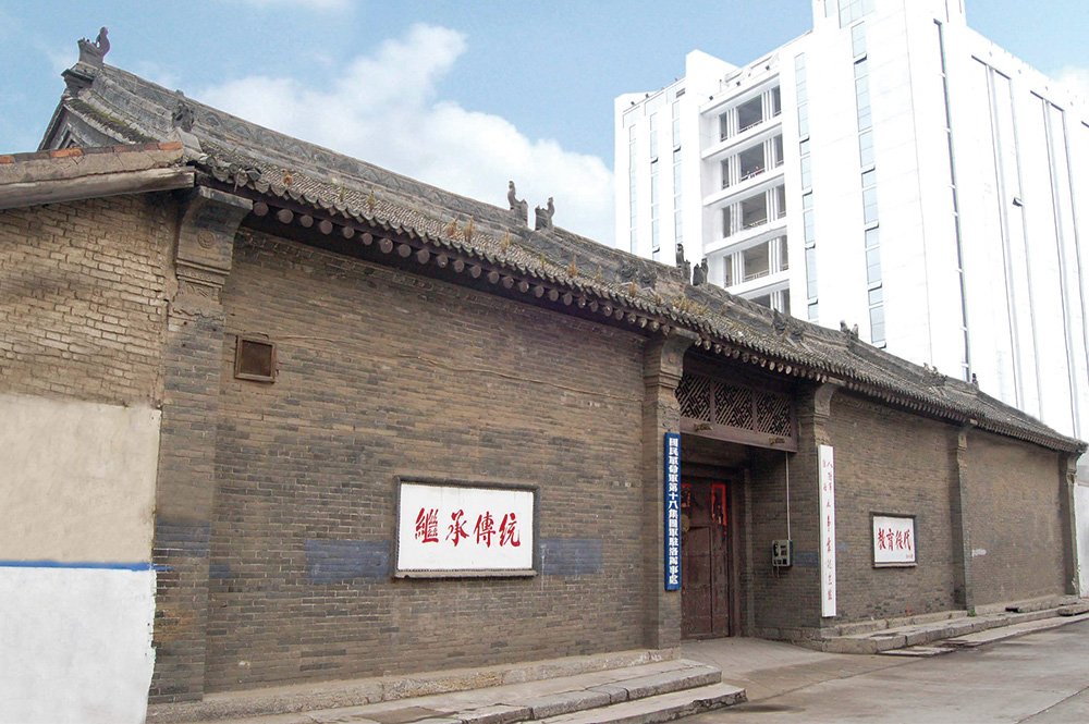 A scenic view of Luoyang Balujunluoyangbanshihujiuzhi
