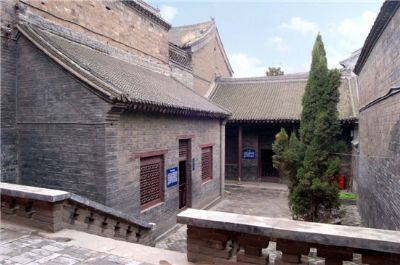 A scenic view of Luoyang Balujunluoyangbanshihujiuzhi