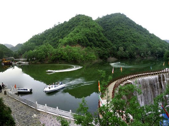 A scenic view of Luoyang Chengyichenghaomu