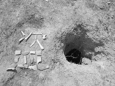 A scenic view of Luoyang Gongling