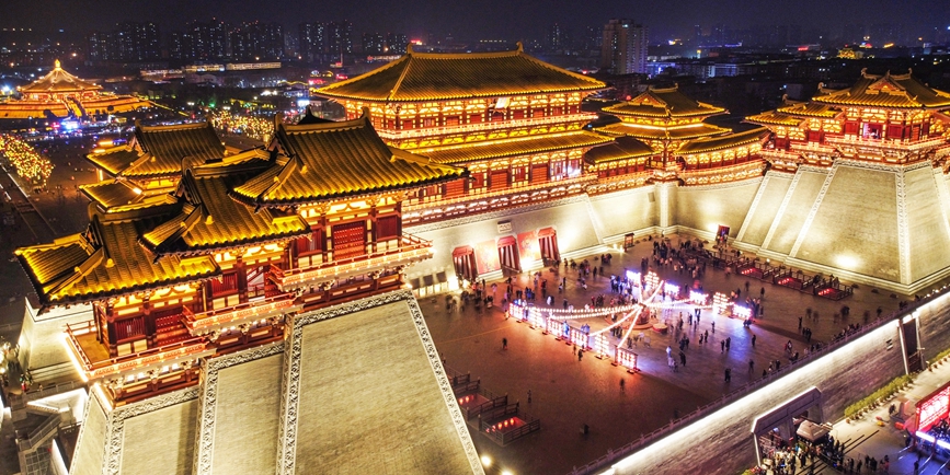 A scenic view of Luoyang Henanfuwenmiao