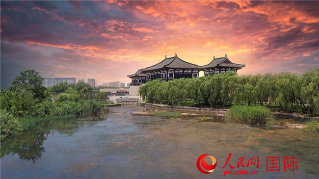 A scenic view of Luoyang Houjinxianling