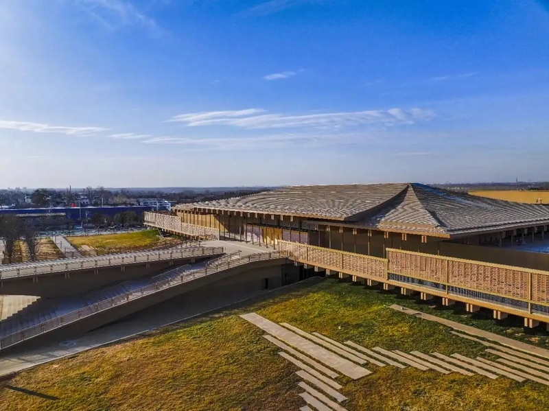 A scenic view of Luoyang Huaguogucheng