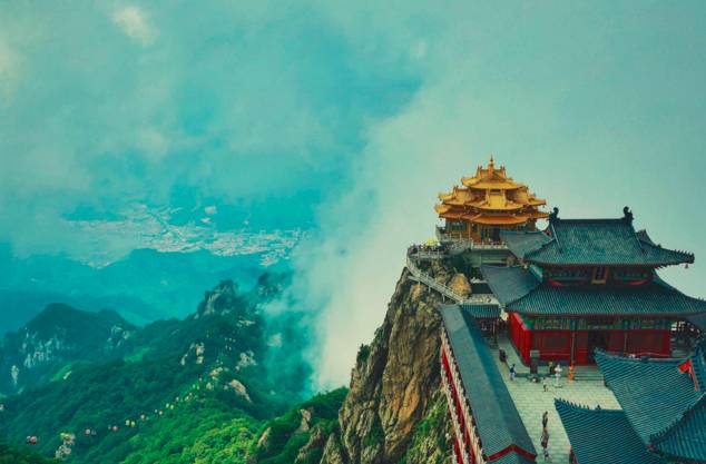 A scenic view of Luoyang Liangchengguli