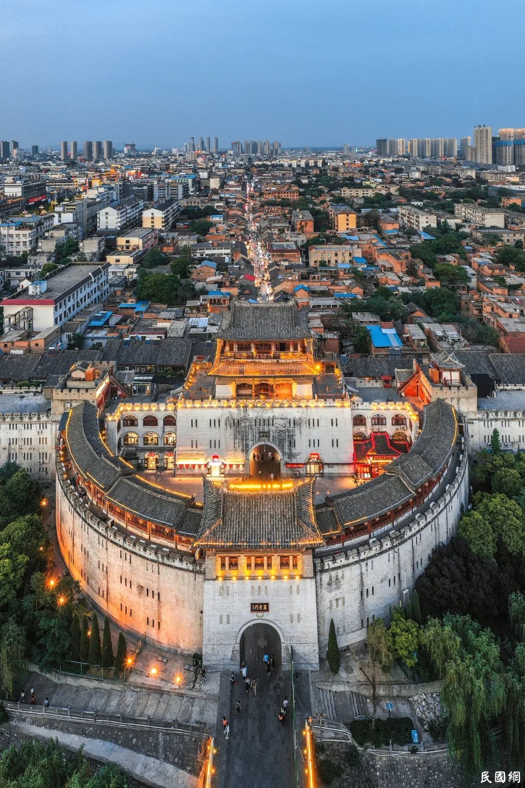 A scenic view of Luoyang Liuguogucheng