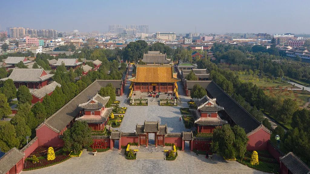 A scenic view of Luoyang Qilipingyizhi