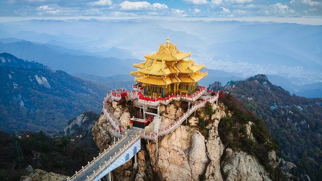 A scenic view of Luoyang Qilipingyizhi