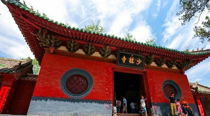 A scenic view of Luoyang Shengxiantaizibei