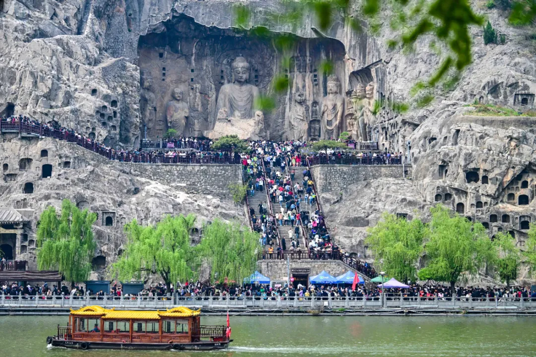 A scenic view of Luoyang Shuiquanshiku