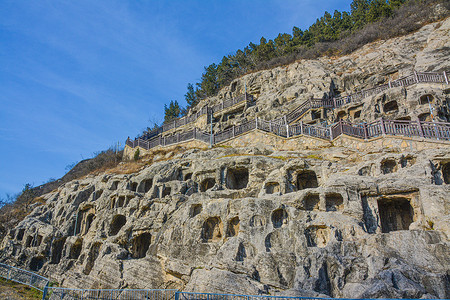 A scenic view of Luoyang Tumenyizhi