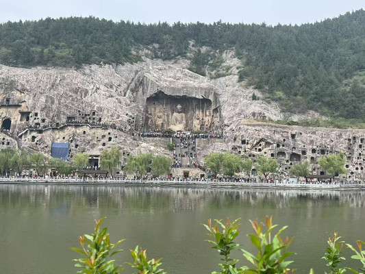 A scenic view of Luoyang Weimingdigaopingling