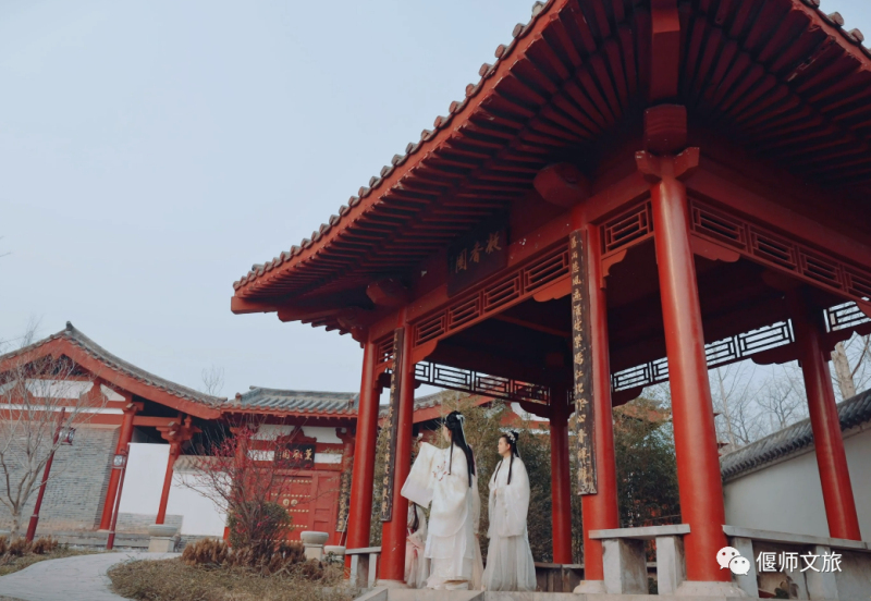 A scenic view of Luoyang Yanshixingfusi