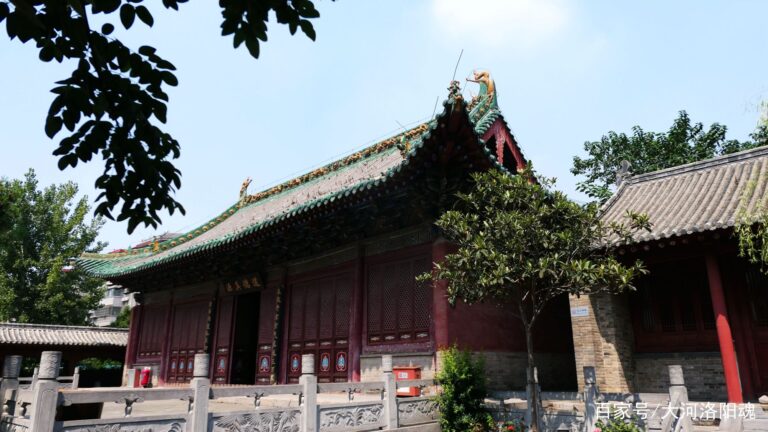 A Traveler’s Guide to Luoyang Zushimiao: Unveiling the Mysteries of Henan’s Historic Temple