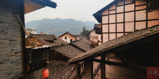 A scenic view of Luzhou Gulinxian Hongjun Sidu Chishui Zhanyi Yizhi