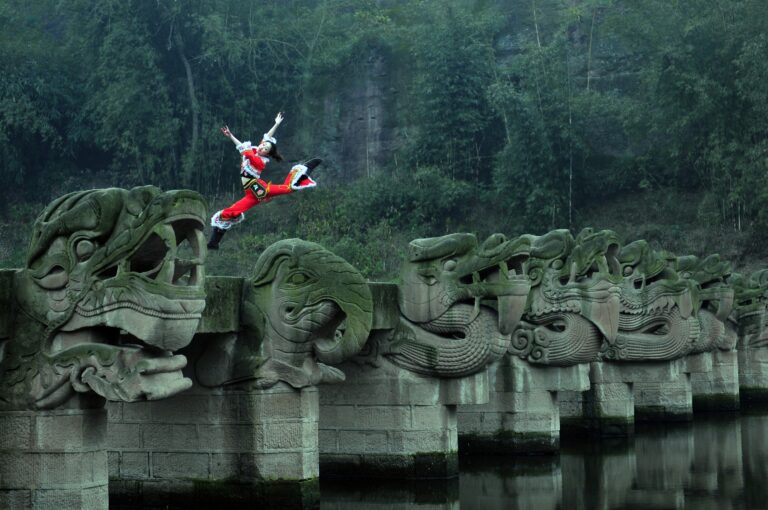 Top 10 Must-See Attractions in Luzhou Luxian Longqiaoqun, Sichuan