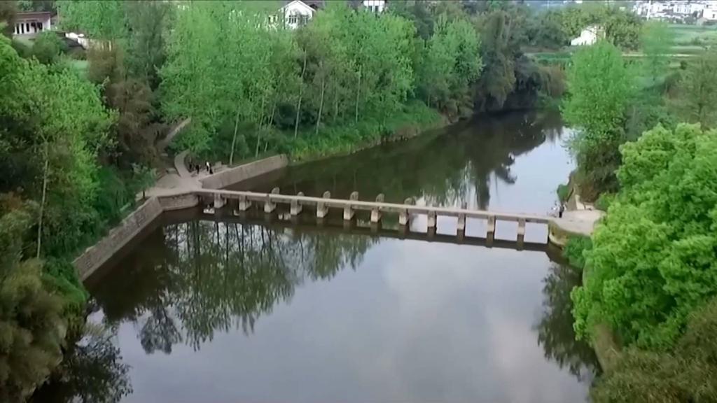 A scenic view of Luzhou Luxian Longqiaoqun
