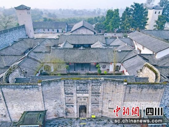 A scenic view of Luzhou Luxian Qushi Zhuangyuan