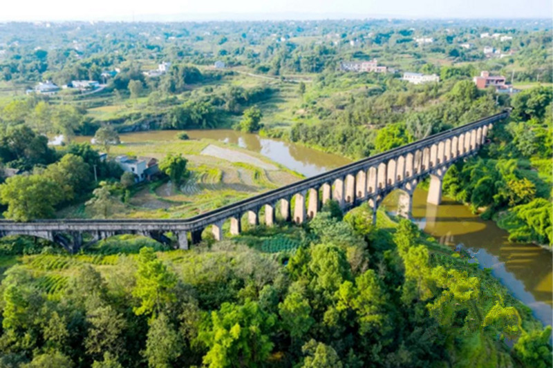 A scenic view of Luzhou Luxian Yuantongsi