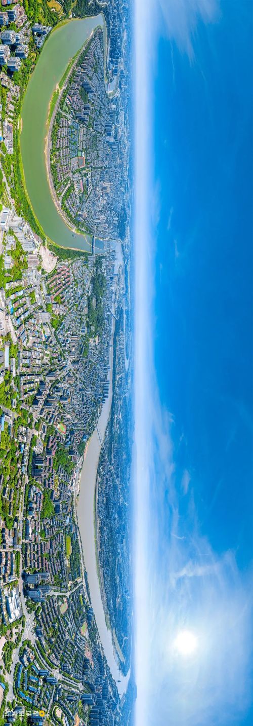 A scenic view of Luzhou Qifeng Ducao