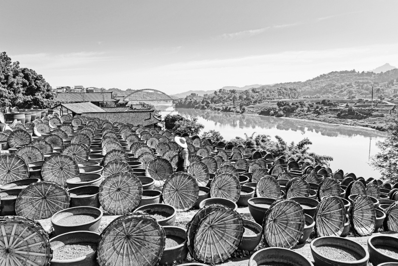 A scenic view of Luzhou Xianshi Jiangyou Niangzao Zuofangqun