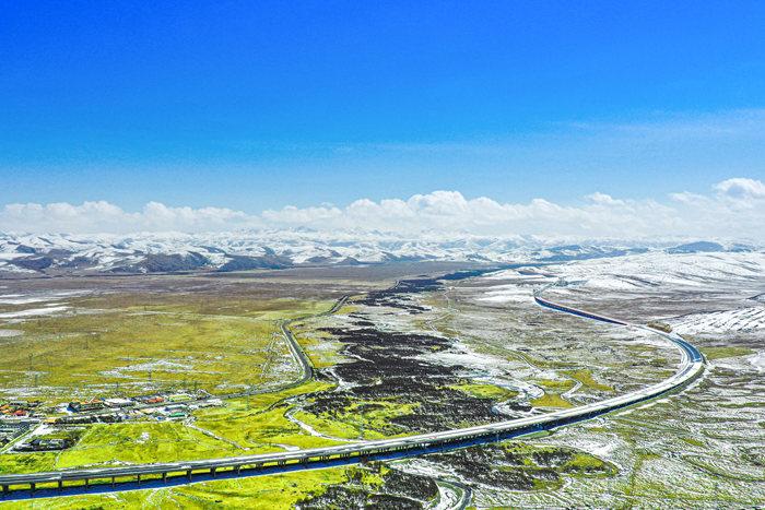 A scenic view of Meishan Renrensi Moya Zaoxiang