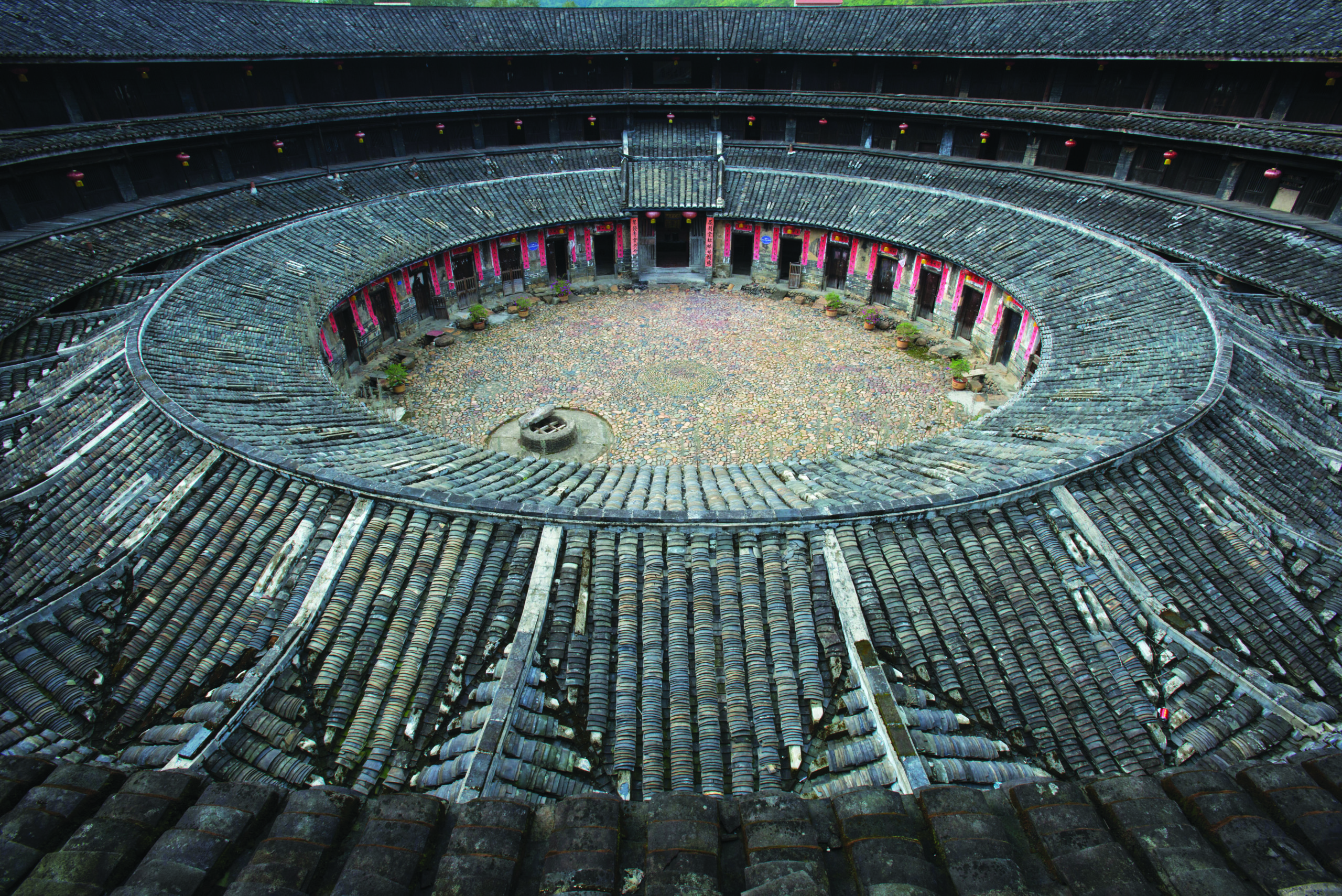 A scenic view of Meizhou Lianfeng Huaelou