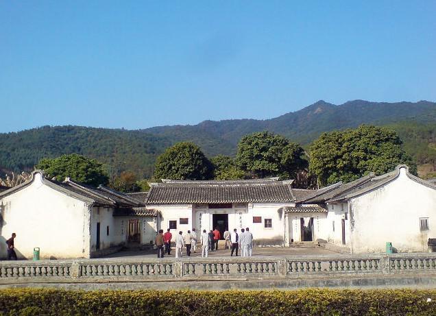 A scenic view of Meizhou Qiufengjia Guju