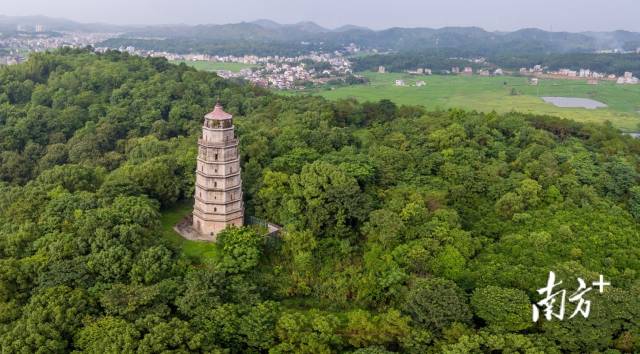 A scenic view of Meizhou Shixiongshan Yizhi