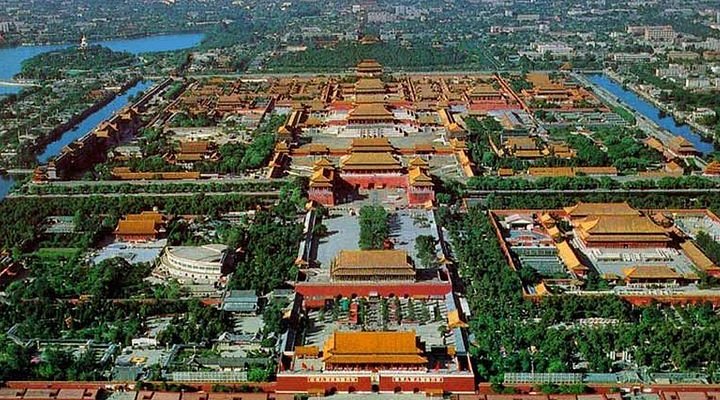 A scenic view of Mianyang Pingyang Fujun Que