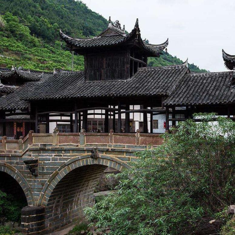 A scenic view of Mianyang Qinglinkou Gujianzhuqun