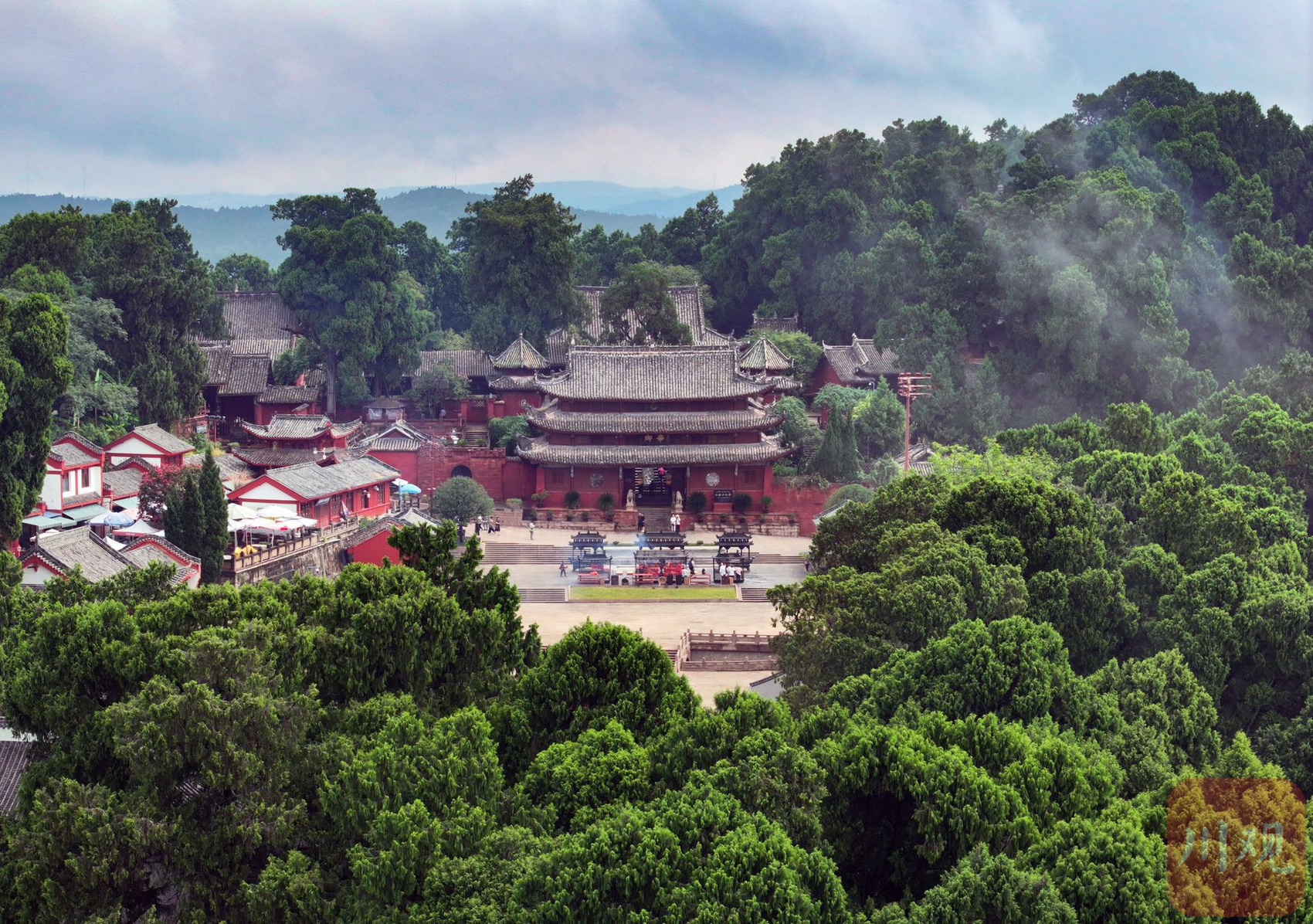 A scenic view of Mianyang Qiqushan Damiao