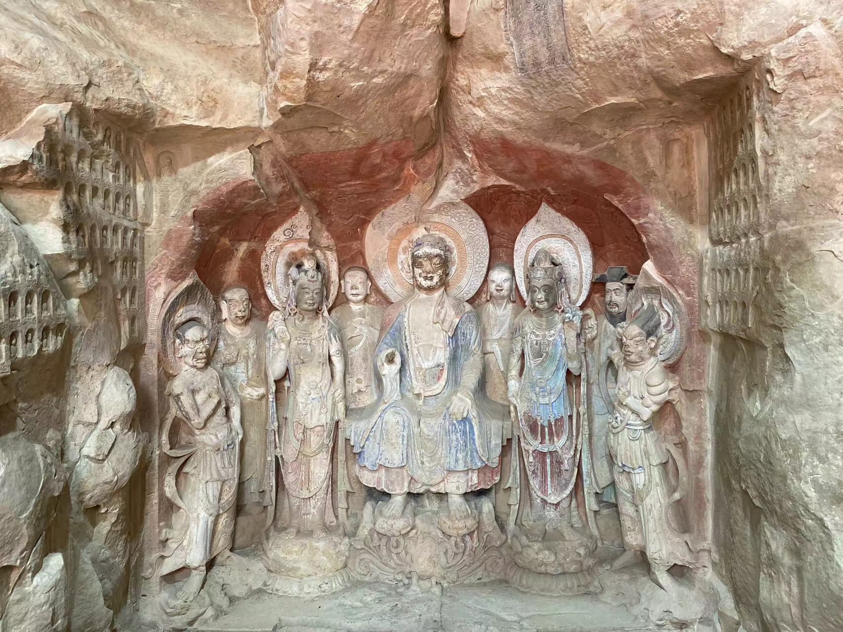A scenic view of Mianyang Wolongshan Qianfoyan Shiku