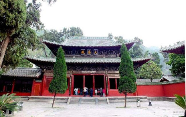 A scenic view of Mianyang Zunshengsi