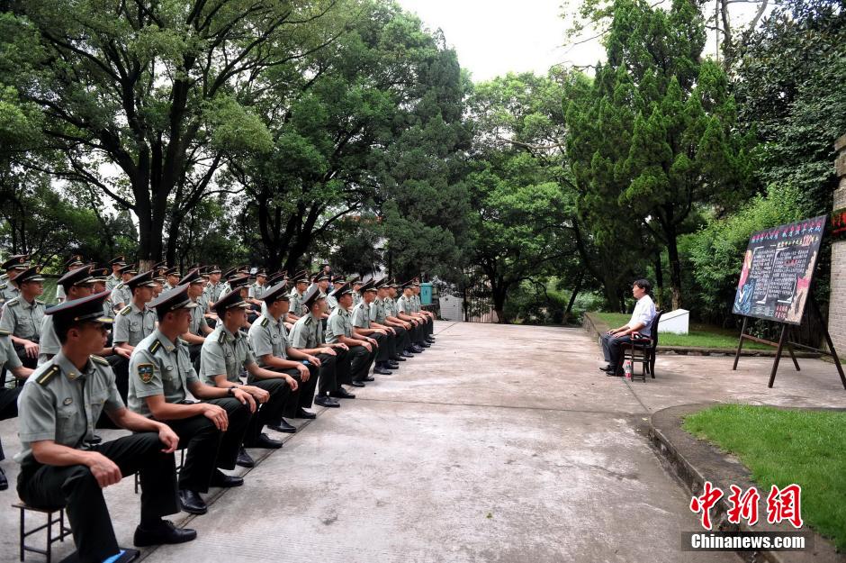 A scenic view of Nanchang Dengxiaoping Jiuju Laodongchejian