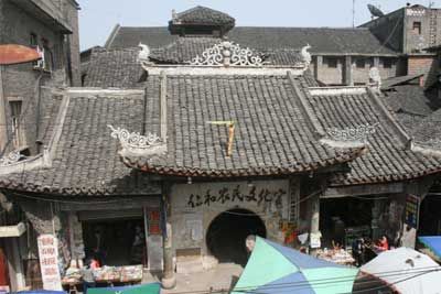 A scenic view of Nanchong Nanbu Guanyinan Dadian