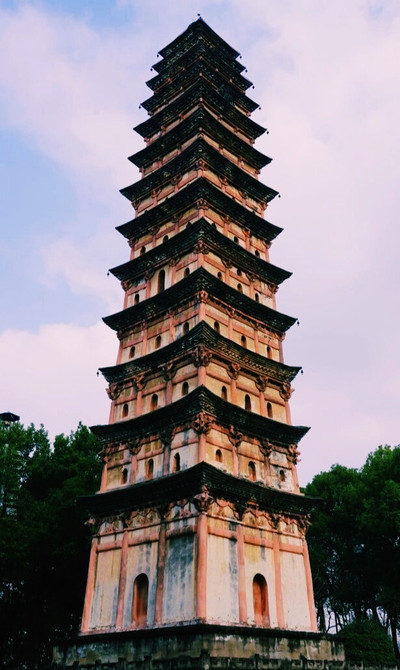 A scenic view of Nanchong Wuliang Baota