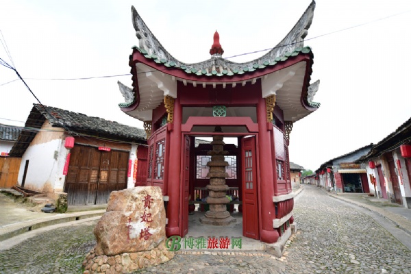 A scenic view of Nanchong Yutaishan Shita