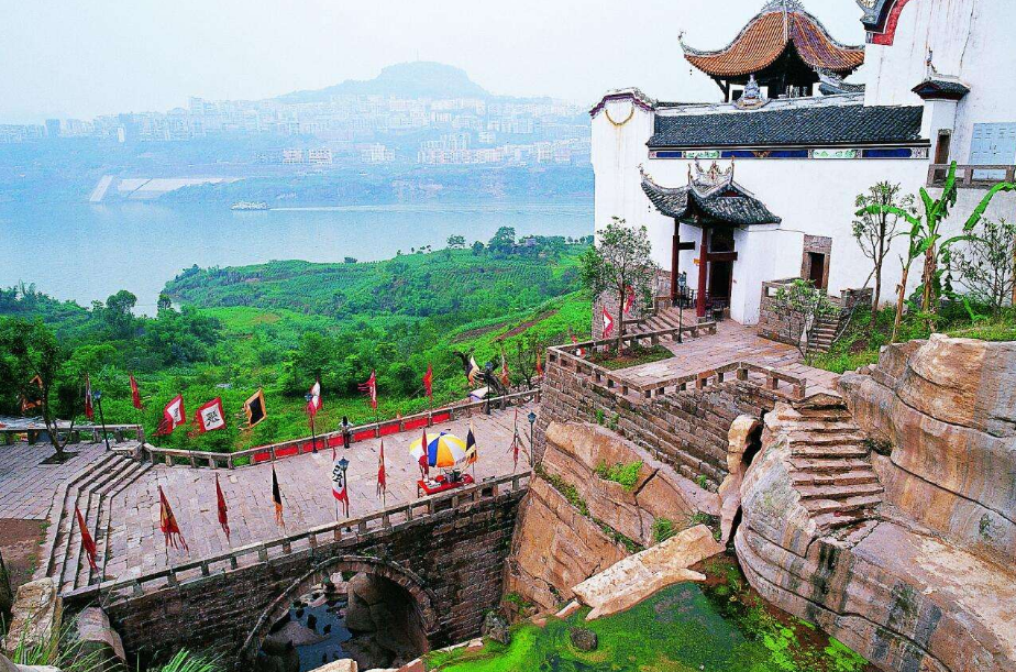 A scenic view of Nanchong Zhanghuanhou Ci